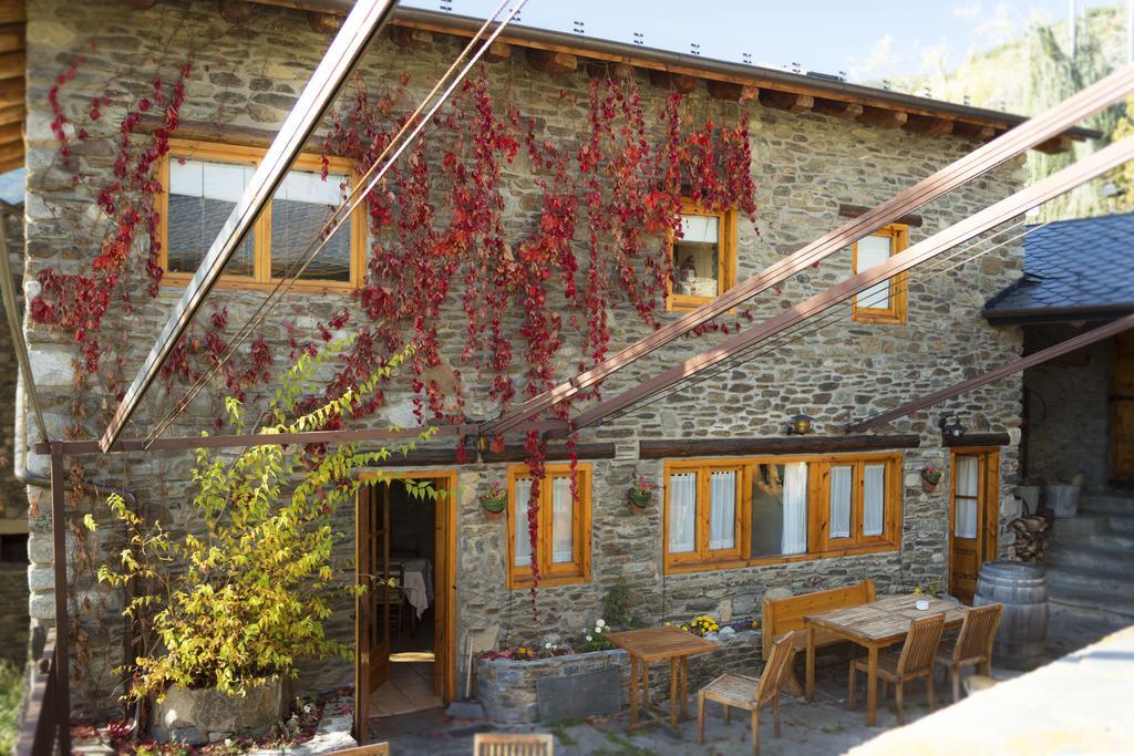 Hotel Can Borrell Meranges Экстерьер фото